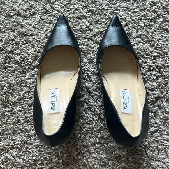 Jimmy Choo Pumps | Size 38 - Picture 4 of 7